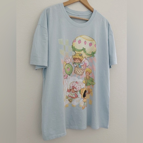 NEW Strawberry Shortcake Oversized Graphic Tee - Picture 6 of 7